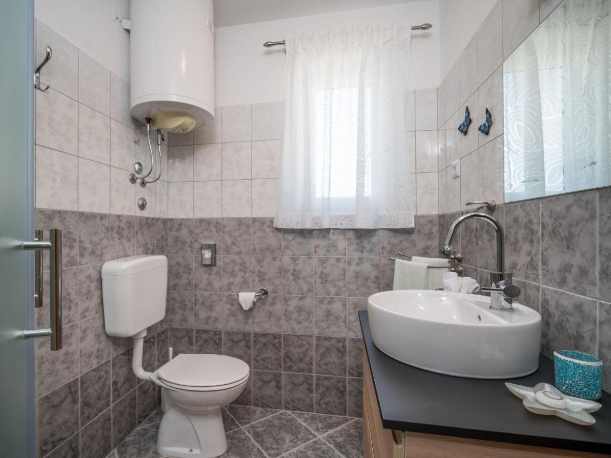 Apartment Fiore-1 By Interhome Gedići Eksteriør bilde