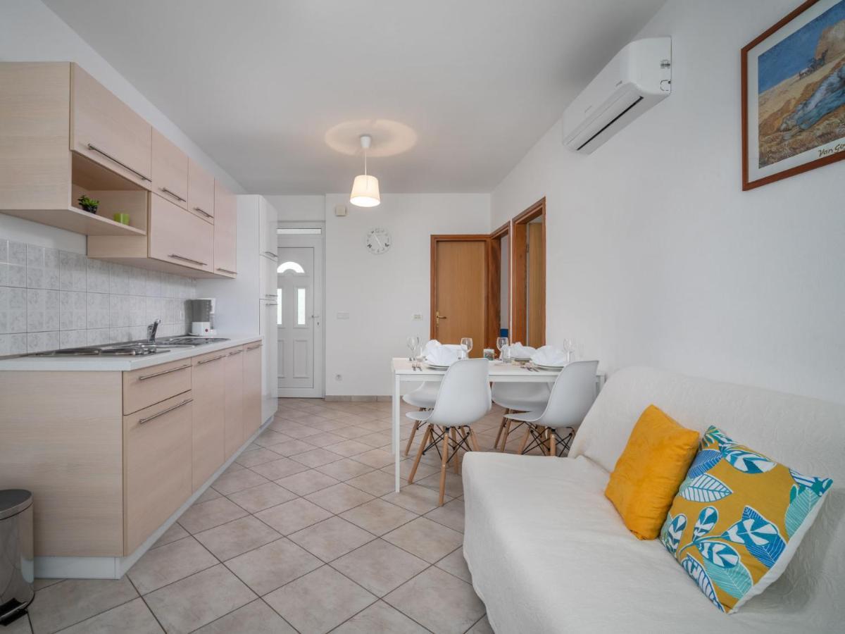 Apartment Fiore-1 By Interhome Gedići Eksteriør bilde